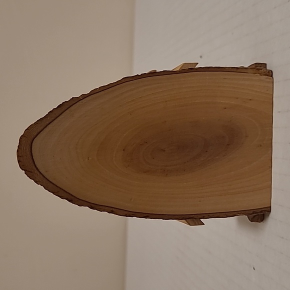 Beautiful Wooden Nativity - Picture 8 of 16